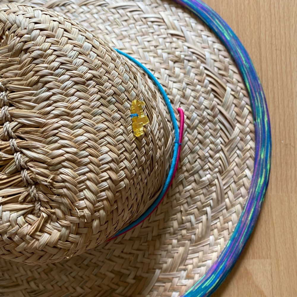 Handmade hat - Picture 4 of 4
